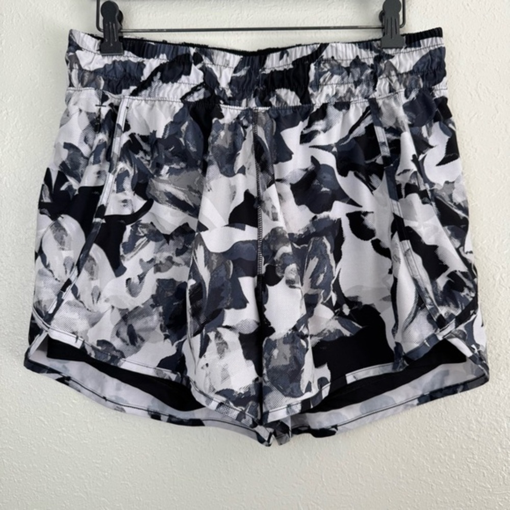 Avia overlay running compression shorts black white L 12-14